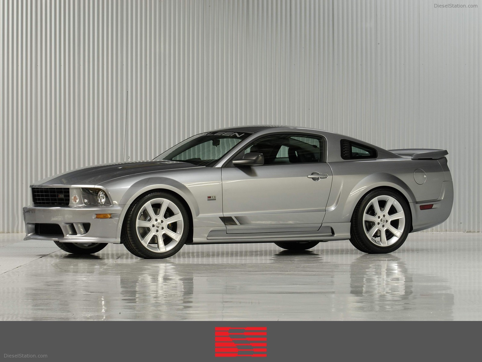 Saleen Mustang (2005)